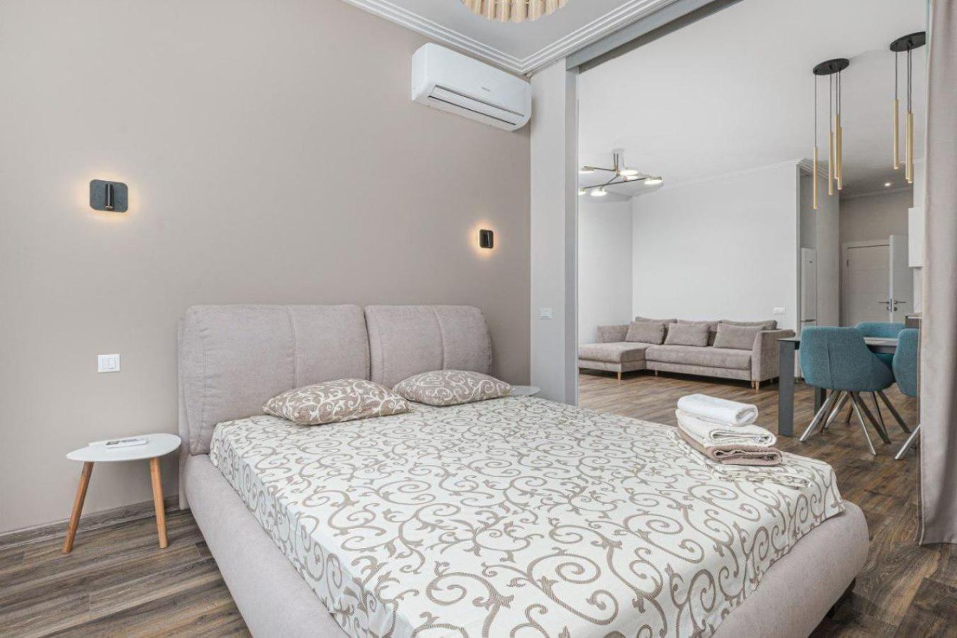 Sea Symphony Luxury Apartments 敖德萨 外观 照片